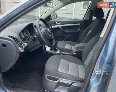 Синий Шкода Октавия, объемом двигателя 1.6 л и пробегом 85 тыс. км за 8999 $, фото 112 на Automoto.ua