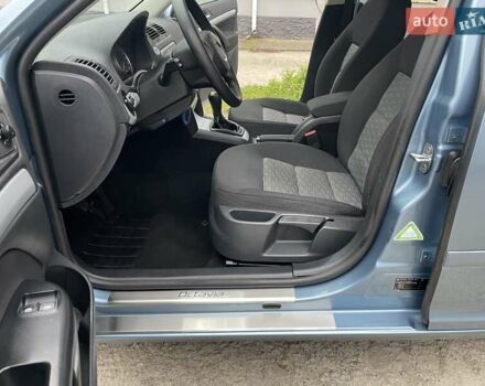 Синий Шкода Октавия, объемом двигателя 1.6 л и пробегом 85 тыс. км за 8999 $, фото 100 на Automoto.ua