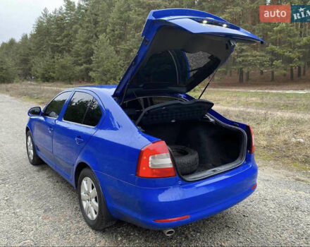 Шкода Октавия 2009 в Ирпене на Automoto.ua Синий Шкода Октавия, объемом двигателя 1.6 л и пробегом 270 тыс. км за 7000 $, фото 5 на Automoto.ua