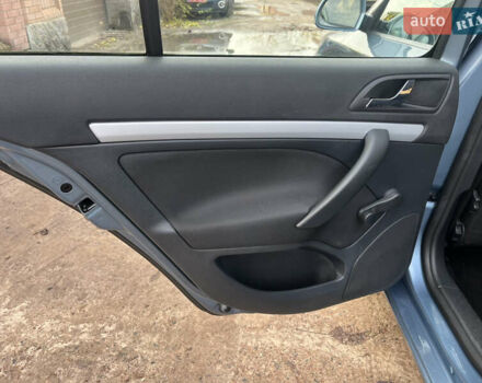 Синий Шкода Октавия, объемом двигателя 1.6 л и пробегом 207 тыс. км за 8450 $, фото 44 на Automoto.ua