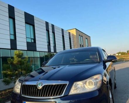 Синий Шкода Октавия, объемом двигателя 1.6 л и пробегом 246 тыс. км за 7800 $, фото 2 на Automoto.ua