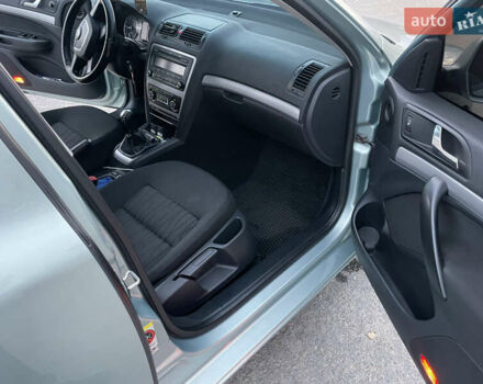 Синий Шкода Октавия, объемом двигателя 1.6 л и пробегом 258 тыс. км за 7600 $, фото 21 на Automoto.ua