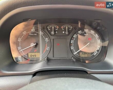 Синий Шкода Октавия, объемом двигателя 1.6 л и пробегом 170 тыс. км за 6900 $, фото 11 на Automoto.ua