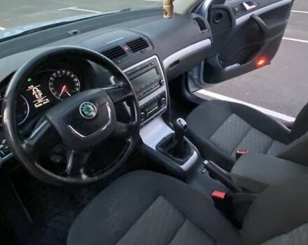 Синий Шкода Октавия, объемом двигателя 1.4 л и пробегом 248 тыс. км за 7100 $, фото 7 на Automoto.ua