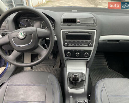 Синий Шкода Октавия, объемом двигателя 1.8 л и пробегом 85 тыс. км за 8900 $, фото 14 на Automoto.ua