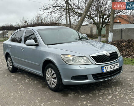 Синій Шкода Октавія, об'ємом двигуна 1.6 л та пробігом 254 тис. км за 7200 $, фото 1 на Automoto.ua