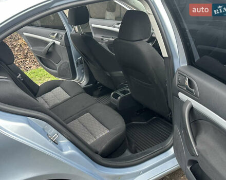 Синій Шкода Октавія, об'ємом двигуна 1.6 л та пробігом 254 тис. км за 7200 $, фото 17 на Automoto.ua