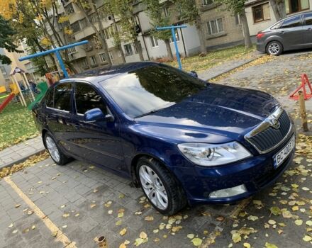 Синий Шкода Октавия, объемом двигателя 1.6 л и пробегом 303 тыс. км за 9000 $, фото 2 на Automoto.ua