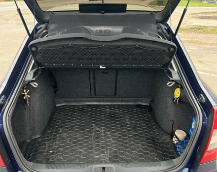 Синій Шкода Октавія, об'ємом двигуна 1.8 л та пробігом 201 тис. км за 9500 $, фото 3 на Automoto.ua