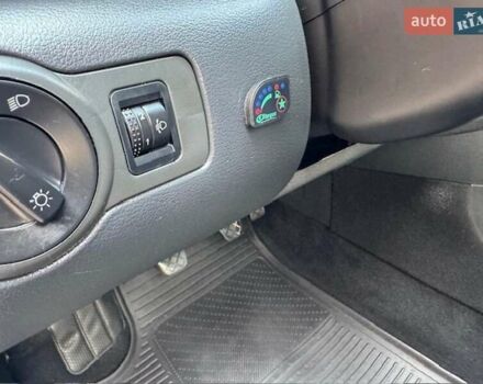 Синий Шкода Октавия, объемом двигателя 1.6 л и пробегом 170 тыс. км за 6900 $, фото 6 на Automoto.ua