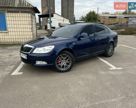 Синій Шкода Октавія, об'ємом двигуна 1.8 л та пробігом 201 тис. км за 9500 $, фото 4 на Automoto.ua