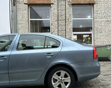 Синий Шкода Октавия, объемом двигателя 1.6 л и пробегом 235 тыс. км за 8200 $, фото 6 на Automoto.ua