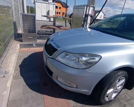 Синій Шкода Октавія, об'ємом двигуна 1.6 л та пробігом 255 тис. км за 8200 $, фото 2 на Automoto.ua