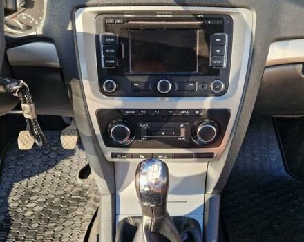 Синій Шкода Октавія, об'ємом двигуна 1.6 л та пробігом 319 тис. км за 7900 $, фото 8 на Automoto.ua