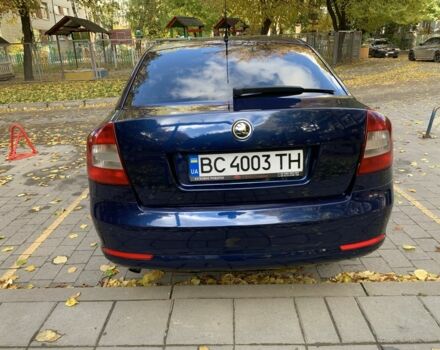 Синий Шкода Октавия, объемом двигателя 1.6 л и пробегом 303 тыс. км за 9000 $, фото 5 на Automoto.ua