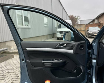 Синий Шкода Октавия, объемом двигателя 1.6 л и пробегом 235 тыс. км за 8200 $, фото 14 на Automoto.ua