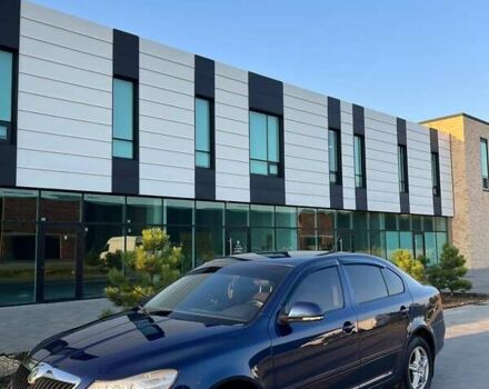 Синий Шкода Октавия, объемом двигателя 1.6 л и пробегом 246 тыс. км за 7800 $, фото 3 на Automoto.ua