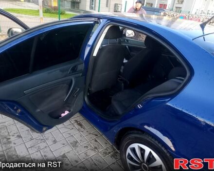 Шкода Октавия 2011 в Ивано-Франковске на Automoto.ua Синий Шкода Октавия, объемом двигателя 1.6 л и пробегом 245 тыс. км за 6900 $, фото 6 на Automoto.ua