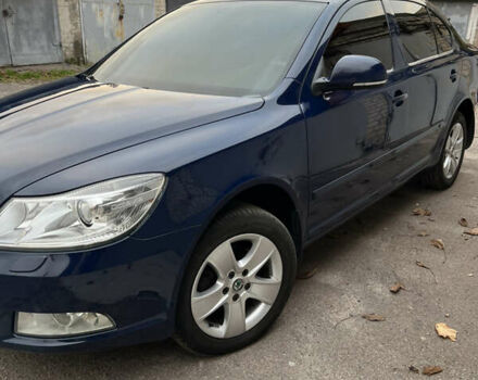 Синий Шкода Октавия, объемом двигателя 2 л и пробегом 227 тыс. км за 9800 $, фото 6 на Automoto.ua