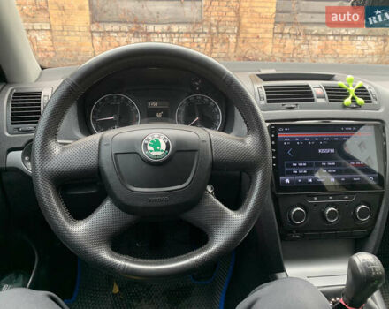 Синій Шкода Октавія, об'ємом двигуна 1.98 л та пробігом 310 тис. км за 7200 $, фото 7 на Automoto.ua