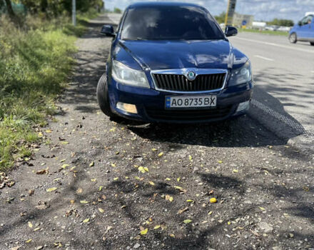 Шкода Октавия 2011 в Ужгороде на Automoto.ua Синий Шкода Октавия, объемом двигателя 1.6 л и пробегом 300 тыс. км за 7299 $, фото 5 на Automoto.ua