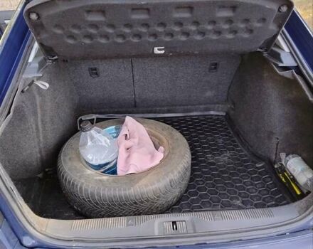 Синий Шкода Октавия, объемом двигателя 1.6 л и пробегом 311 тыс. км за 6500 $, фото 9 на Automoto.ua