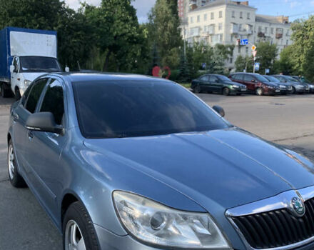 Синий Шкода Октавия, объемом двигателя 1.2 л и пробегом 184 тыс. км за 6300 $, фото 2 на Automoto.ua