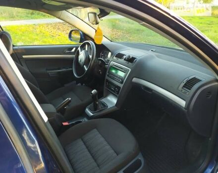 Шкода Октавия 2011 в Хмельницком на Automoto.ua Синий Шкода Октавия, объемом двигателя 1.39 л и пробегом 270 тыс. км за 6600 $, фото 1 на Automoto.ua