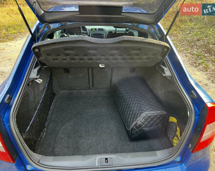 Синій Шкода Октавія, об'ємом двигуна 1.98 л та пробігом 239 тис. км за 9999 $, фото 10 на Automoto.ua