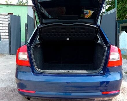 Синий Шкода Октавия, объемом двигателя 1.6 л и пробегом 204 тыс. км за 7800 $, фото 4 на Automoto.ua