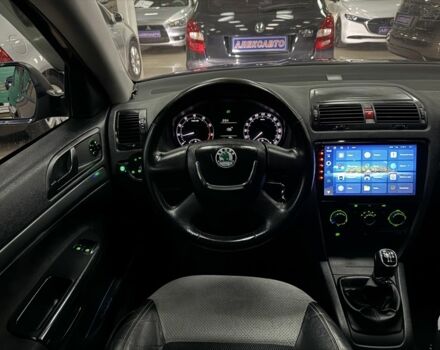 Синій Шкода Октавія, об'ємом двигуна 1.6 л та пробігом 198 тис. км за 7200 $, фото 11 на Automoto.ua