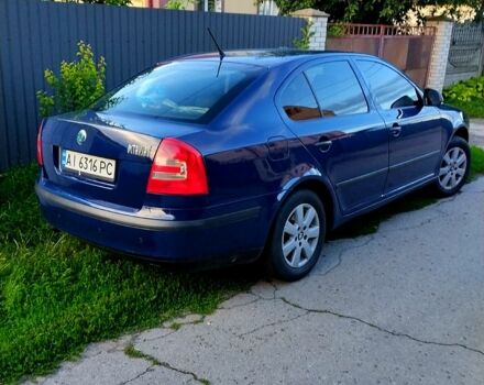 Синий Шкода Октавия, объемом двигателя 1.6 л и пробегом 204 тыс. км за 7100 $, фото 1 на Automoto.ua