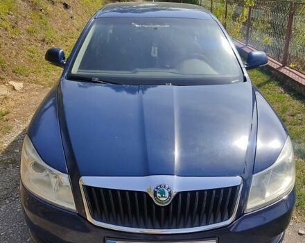 Синий Шкода Октавия, объемом двигателя 1.6 л и пробегом 263 тыс. км за 8500 $, фото 5 на Automoto.ua