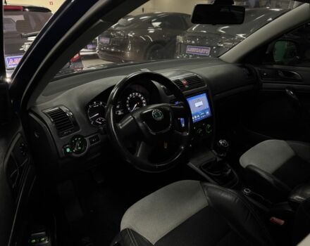 Синій Шкода Октавія, об'ємом двигуна 1.6 л та пробігом 198 тис. км за 7200 $, фото 8 на Automoto.ua