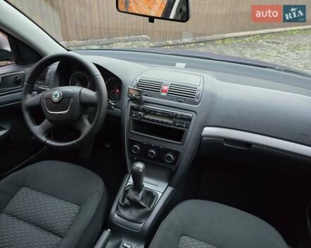 Шкода Октавия 2012 в Полтаве на Automoto.ua Синий Шкода Октавия, объемом двигателя 1.6 л и пробегом 161 тыс. км за 7100 $, фото 72 на Automoto.ua