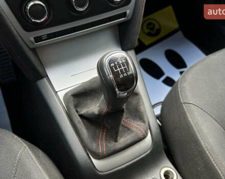 Шкода Октавія 2012 у Львові на Automoto.ua Синій Шкода Октавія, об'ємом двигуна 1.8 л та пробігом 118 тис. км за 7800 $, фото 13 на Automoto.ua