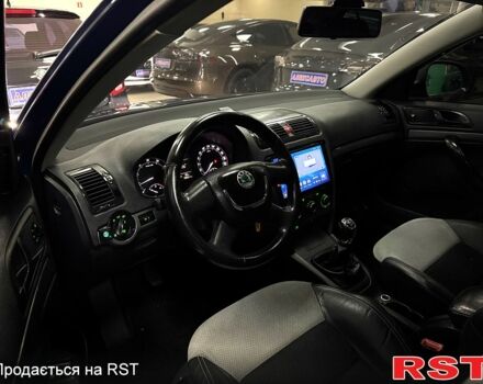 Синий Шкода Октавия, объемом двигателя 1.6 л и пробегом 198 тыс. км за 7200 $, фото 7 на Automoto.ua