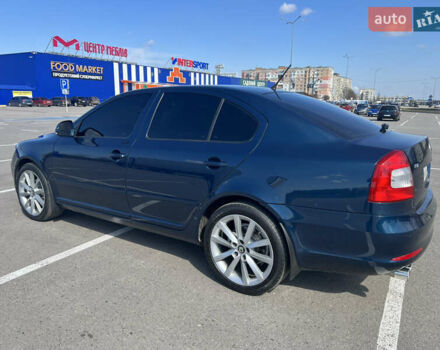 Синий Шкода Октавия, объемом двигателя 1.4 л и пробегом 260 тыс. км за 8900 $, фото 2 на Automoto.ua