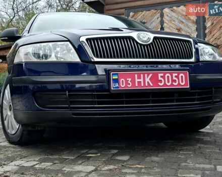 Шкода Октавия 2012 в Полтаве на Automoto.ua Синий Шкода Октавия, объемом двигателя 1.6 л и пробегом 161 тыс. км за 7100 $, фото 3 на Automoto.ua