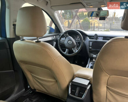 Синий Шкода Октавия, объемом двигателя 1.6 л и пробегом 260 тыс. км за 10499 $, фото 12 на Automoto.ua
