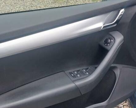 Синий Шкода Октавия, объемом двигателя 2 л и пробегом 260 тыс. км за 10300 $, фото 2 на Automoto.ua