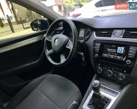 Синий Шкода Октавия, объемом двигателя 1.6 л и пробегом 268 тыс. км за 11900 $, фото 12 на Automoto.ua