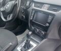 Синий Шкода Октавия, объемом двигателя 2 л и пробегом 260 тыс. км за 10300 $, фото 4 на Automoto.ua