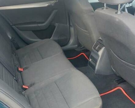 Синий Шкода Октавия, объемом двигателя 2 л и пробегом 260 тыс. км за 10300 $, фото 3 на Automoto.ua