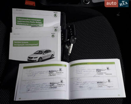 Синий Шкода Октавия, объемом двигателя 1.4 л и пробегом 118 тыс. км за 13999 $, фото 2 на Automoto.ua
