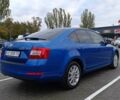 Синий Шкода Октавия, объемом двигателя 1.6 л и пробегом 227 тыс. км за 12500 $, фото 6 на Automoto.ua
