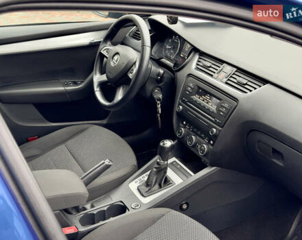 Синій Шкода Октавія, об'ємом двигуна 1.4 л та пробігом 180 тис. км за 9900 $, фото 1 на Automoto.ua