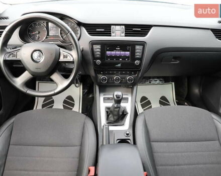 Синій Шкода Октавія, об'ємом двигуна 1.8 л та пробігом 210 тис. км за 9850 $, фото 40 на Automoto.ua