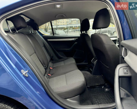 Синій Шкода Октавія, об'ємом двигуна 1.4 л та пробігом 180 тис. км за 9900 $, фото 2 на Automoto.ua