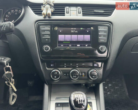 Синій Шкода Октавія, об'ємом двигуна 1.97 л та пробігом 277 тис. км за 10500 $, фото 31 на Automoto.ua